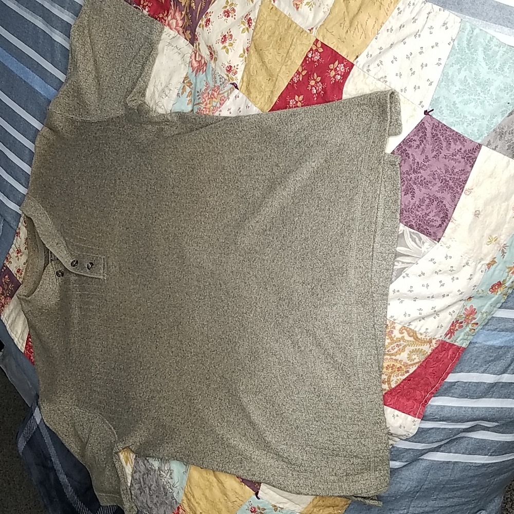 Men's shirt